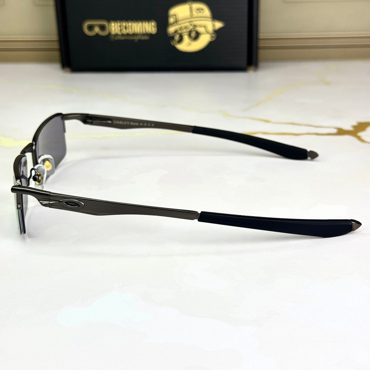 Oakley Titan Purple