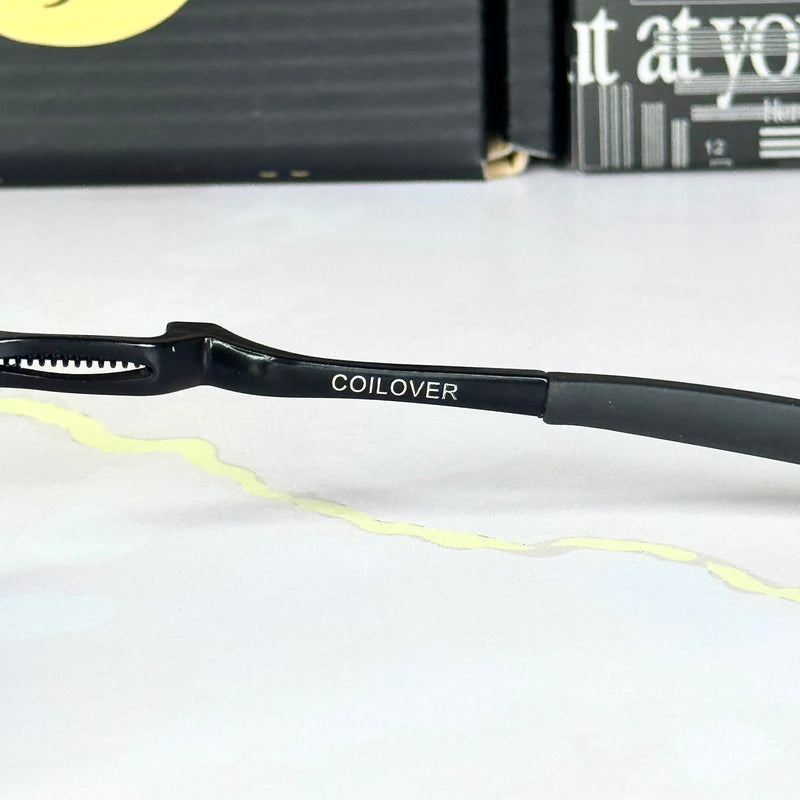 Oakley Coilover All Black detalle montura