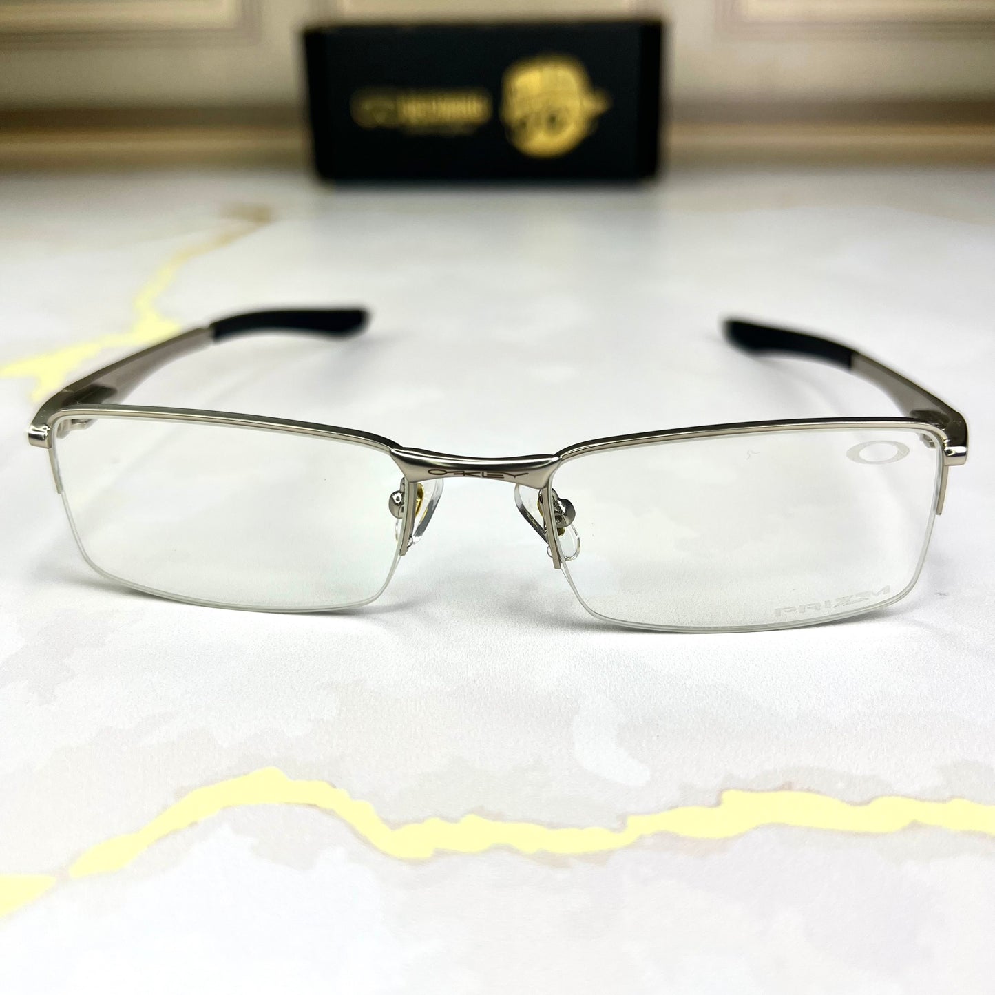 Oakley Titan Plate