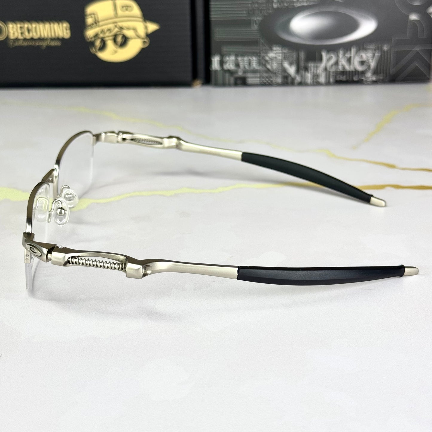 Oakley Coilover Premium (Medio Marco, Plate)